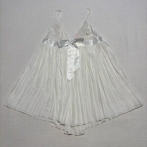 Victoria’s Secret White Babydoll Lingerie Top | NWT | Size Large